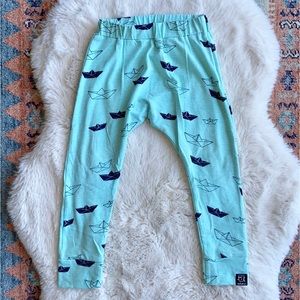 Kukukid organic jogger pant toddler unisex sea foam mint paper boat print 3/4T